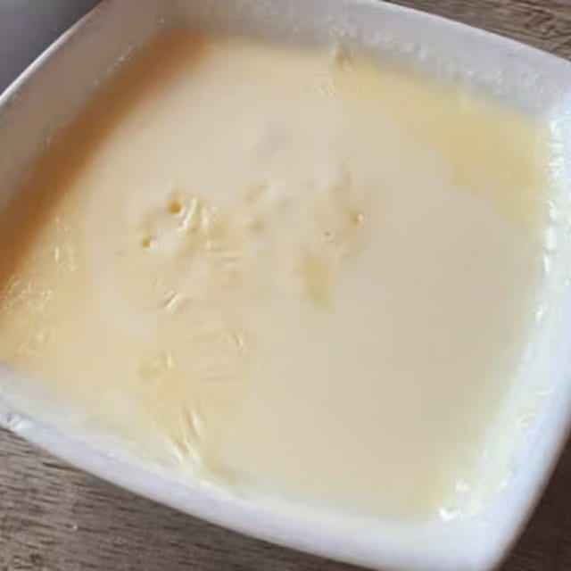 Queso cheese dip.
